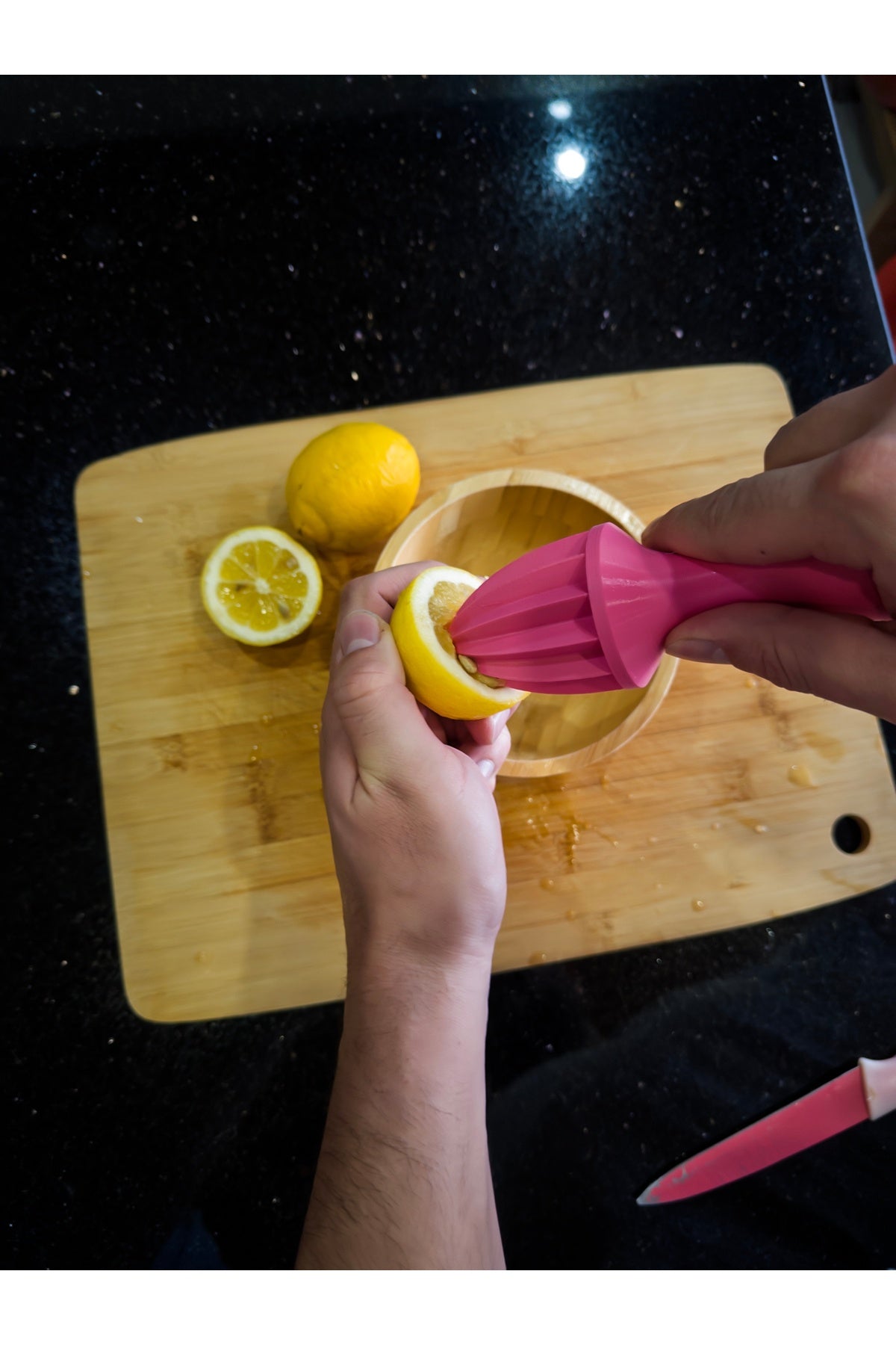 Pratik Elde Limon ve Meyve Sıkacağı - Ergonomik Tasarım Çekmece içi Aparatı