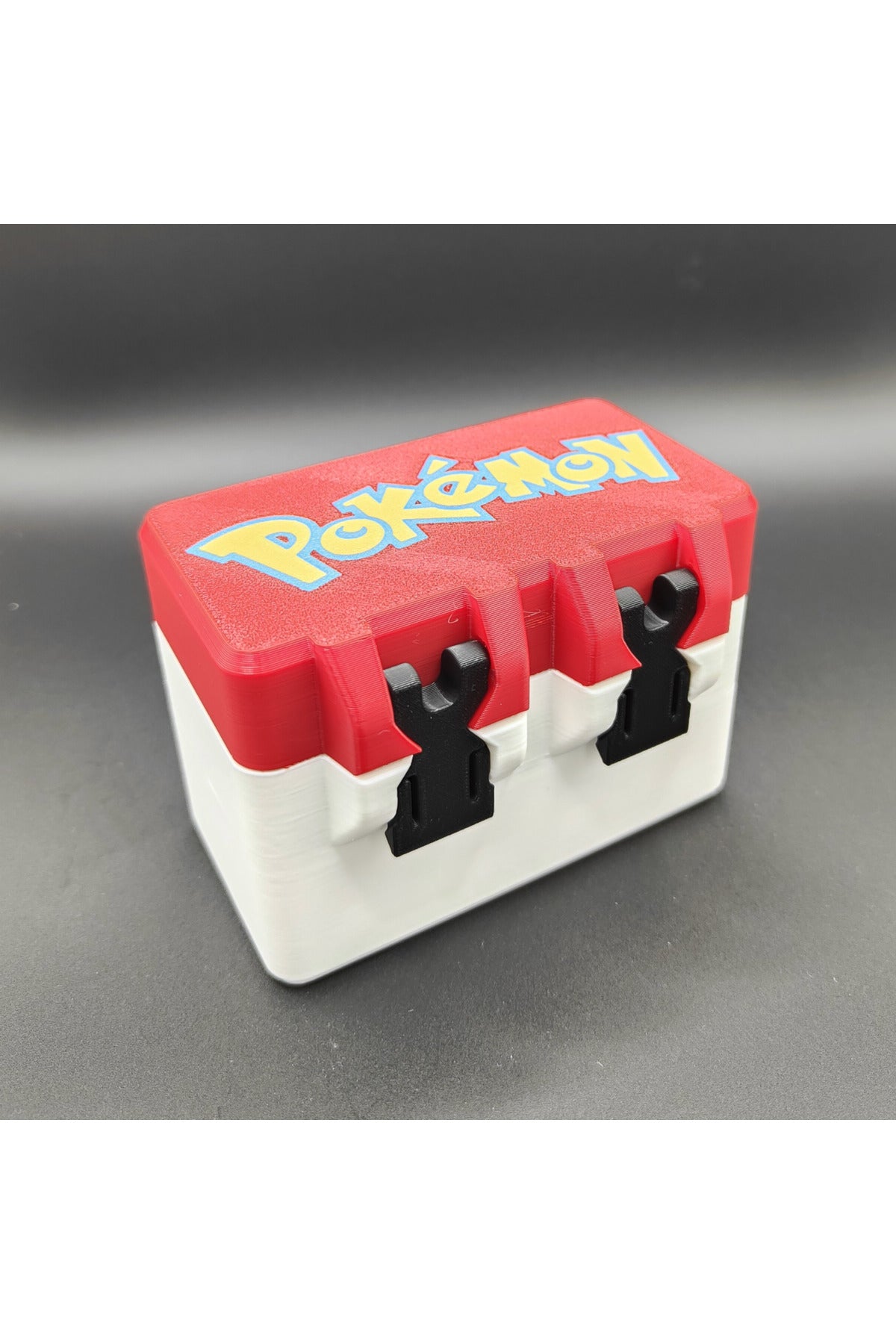 Pokemon TCG Kilitli Kart Organizeri ve Saklama Kutusu - Logolu 100'lük Çift Mandallı Deck Box