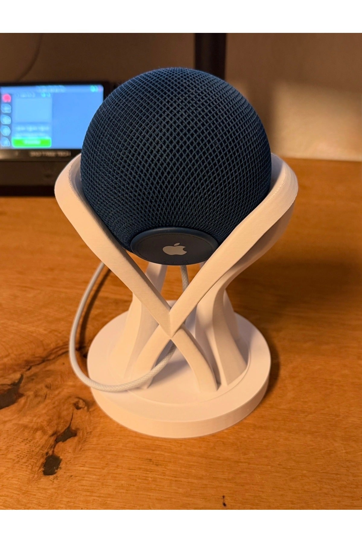 Apple HomePod Mini için Minimalist ve Şık Masaüstü Stand