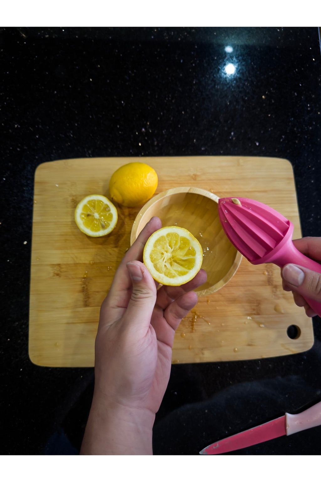Pratik Elde Limon ve Meyve Sıkacağı - Ergonomik Tasarım Çekmece içi Aparatı