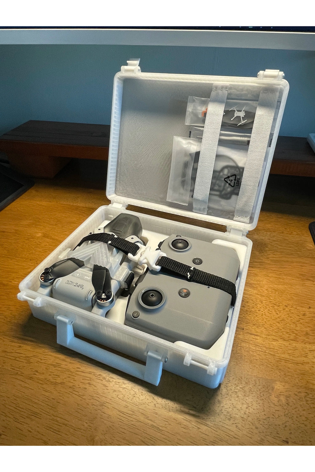 DJI Lito X1 Taşıma ve Koruyucu Çantası - Güvenli Kilit Sistemli Drone Organizeri (Kemer Dahil Değildir)