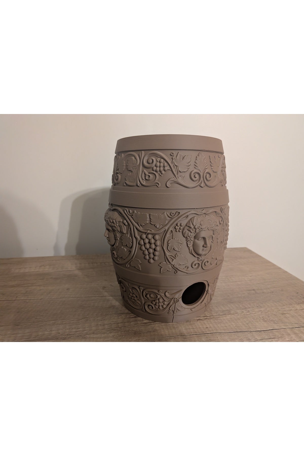 Antik Roma Stil Premium Şarap Fıçısı – Musluklu İçecek Sunum Sebili (3L İç Torba Dahil)