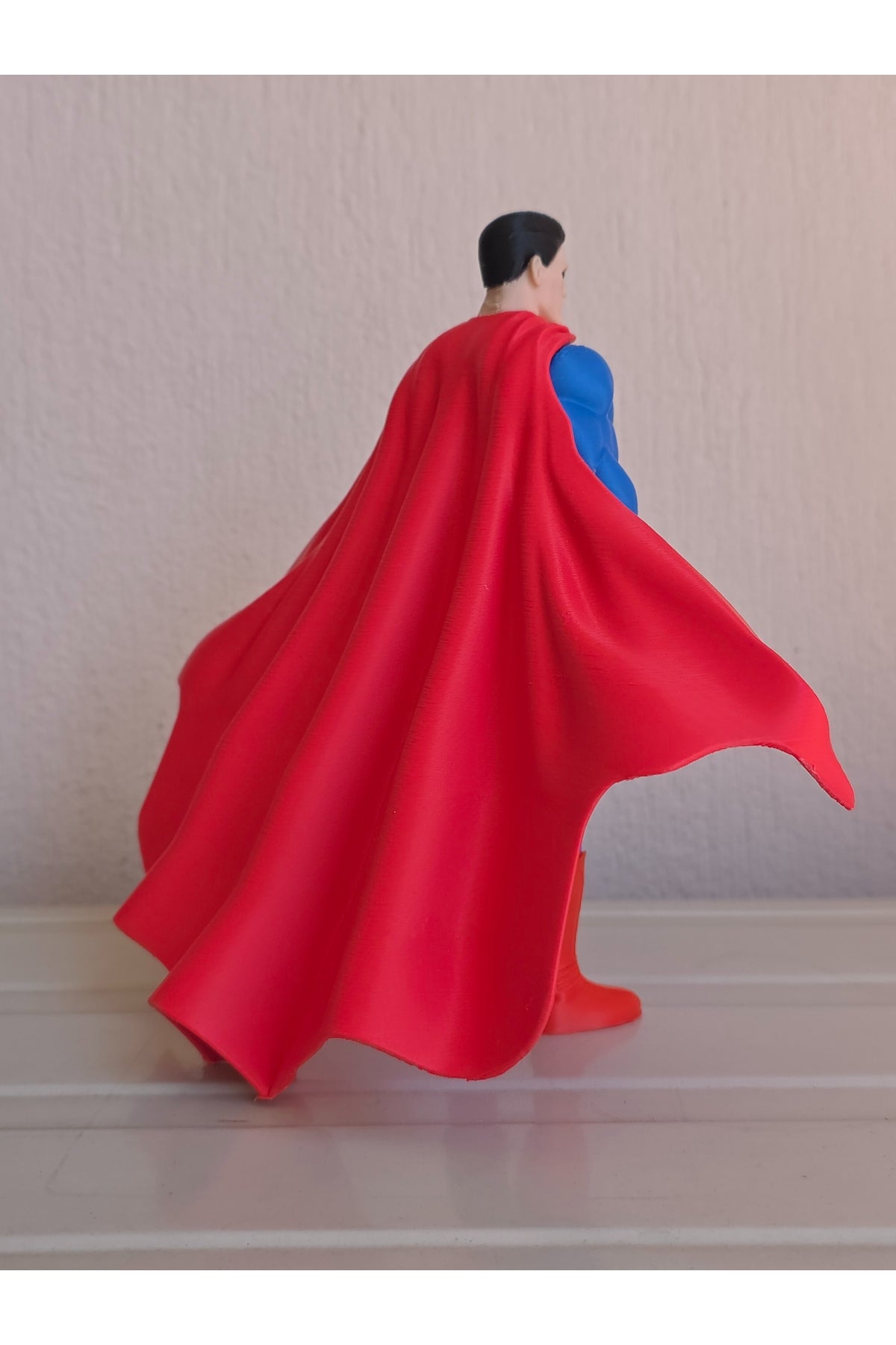 Superman DC Figür 20 cm – Koleksiyonluk Dekoratif Biblo