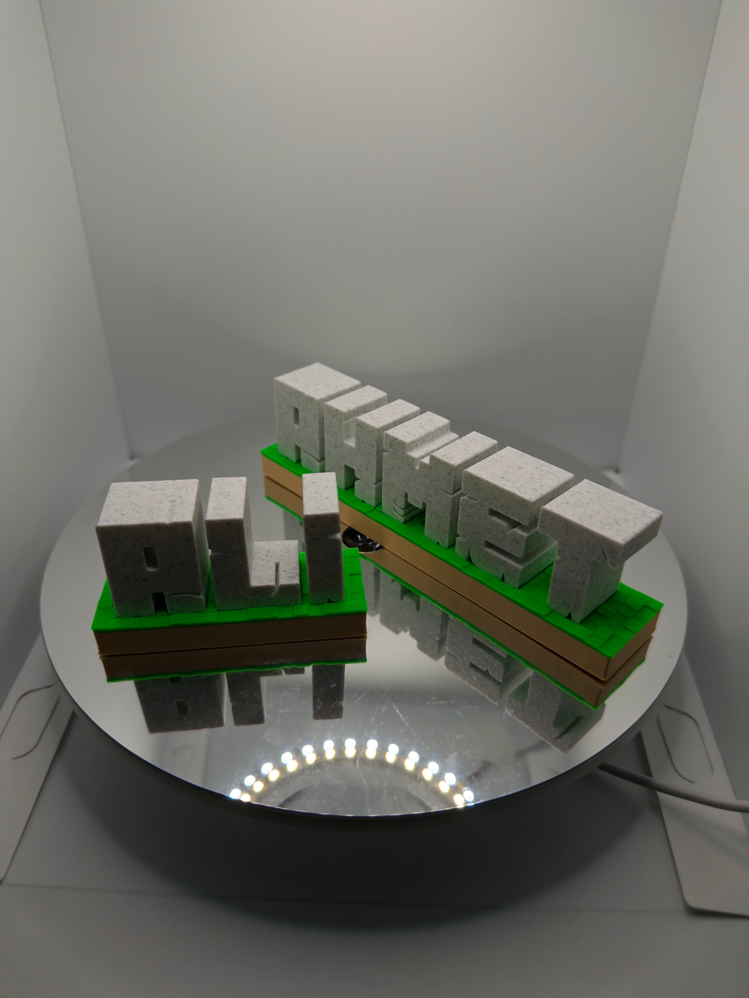 Kişiye Özel Minecraft Tarzı  Masaüstü İsimlik - Oyuncu Odası ve Çocuk Odası Dekorasyonu (Hediyeli)