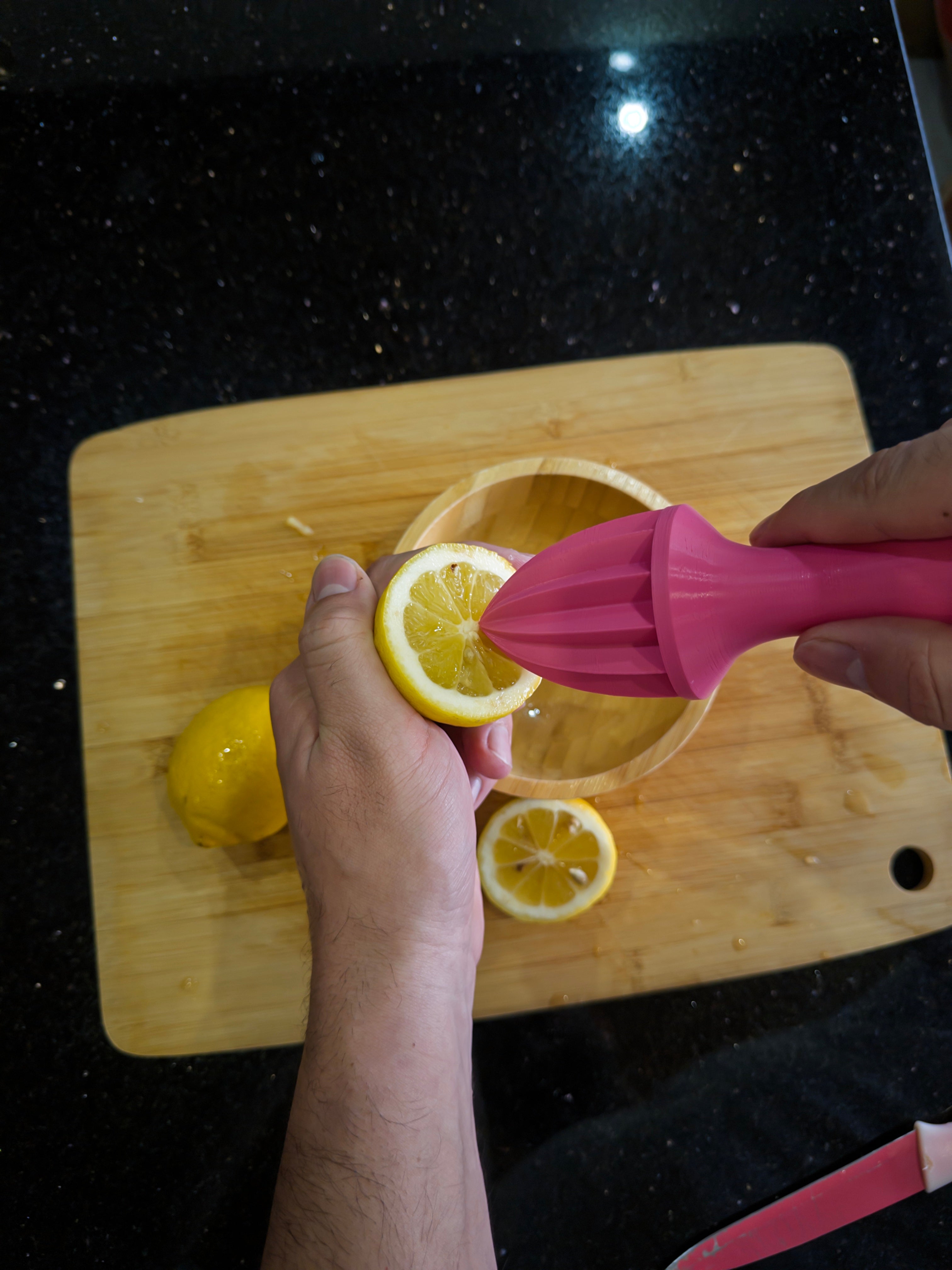 Pratik El Tipi Limon Sıkma Aparatı