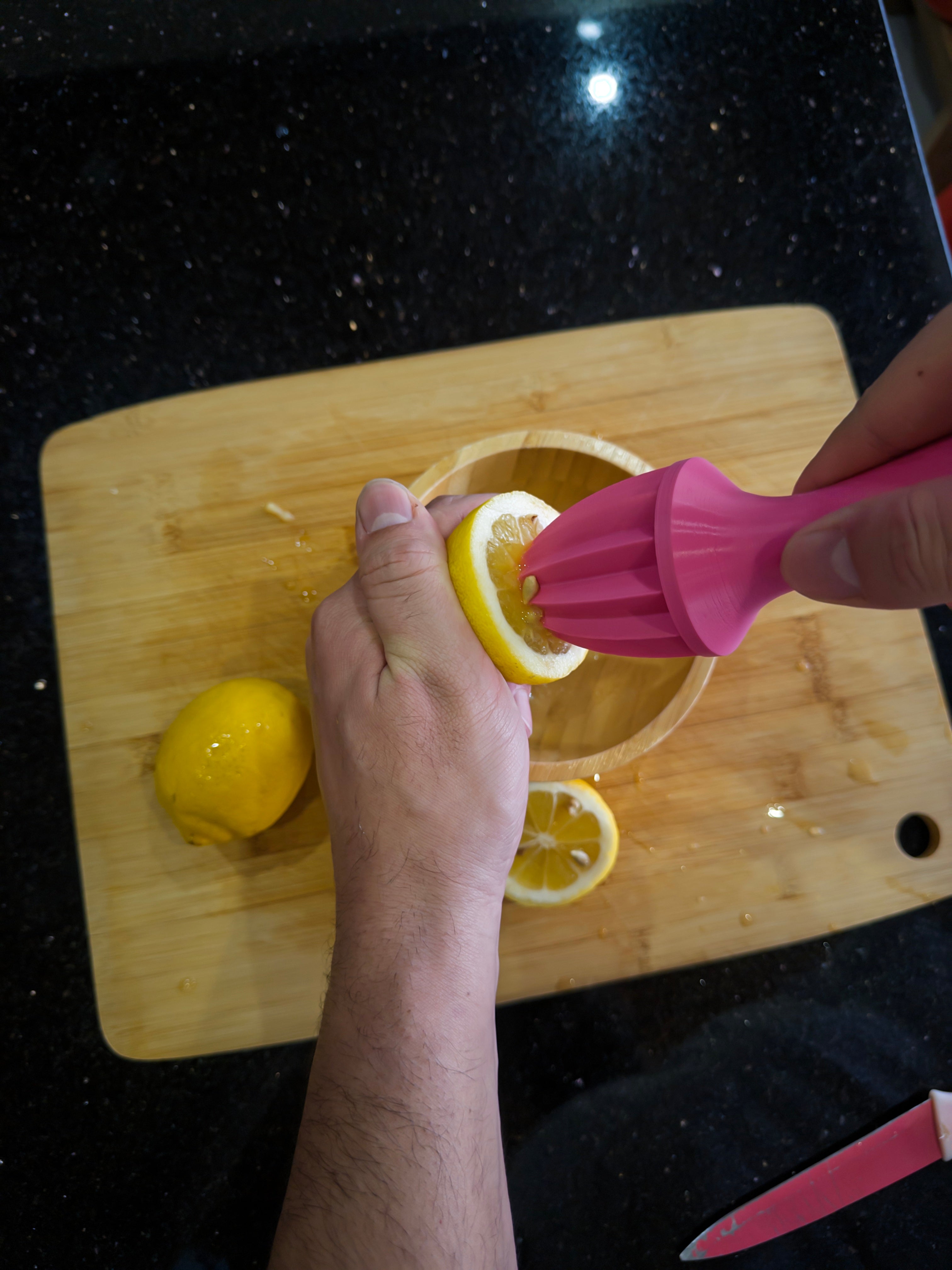 Pratik El Tipi Limon Sıkma Aparatı