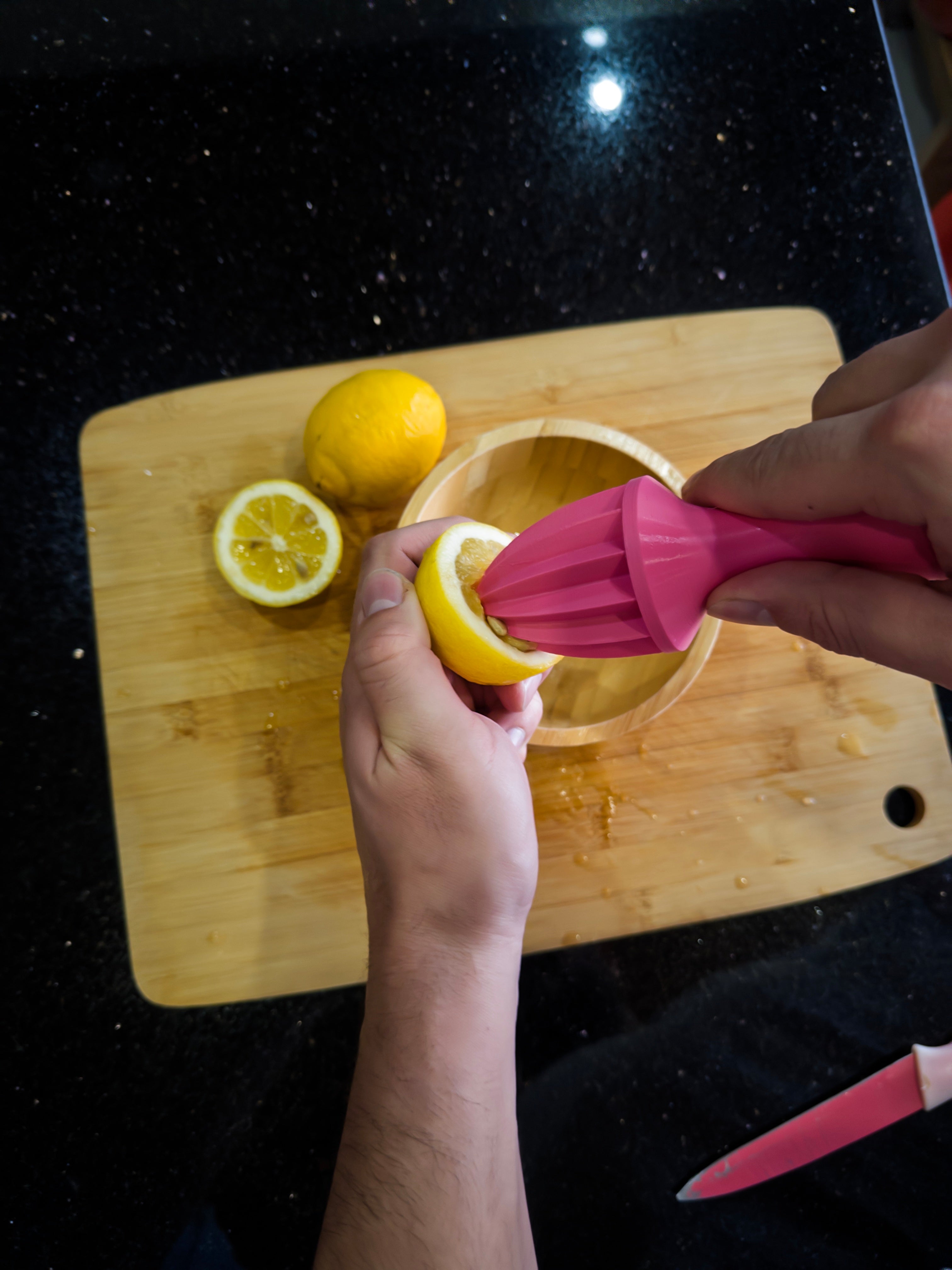 Pratik El Tipi Limon Sıkma Aparatı