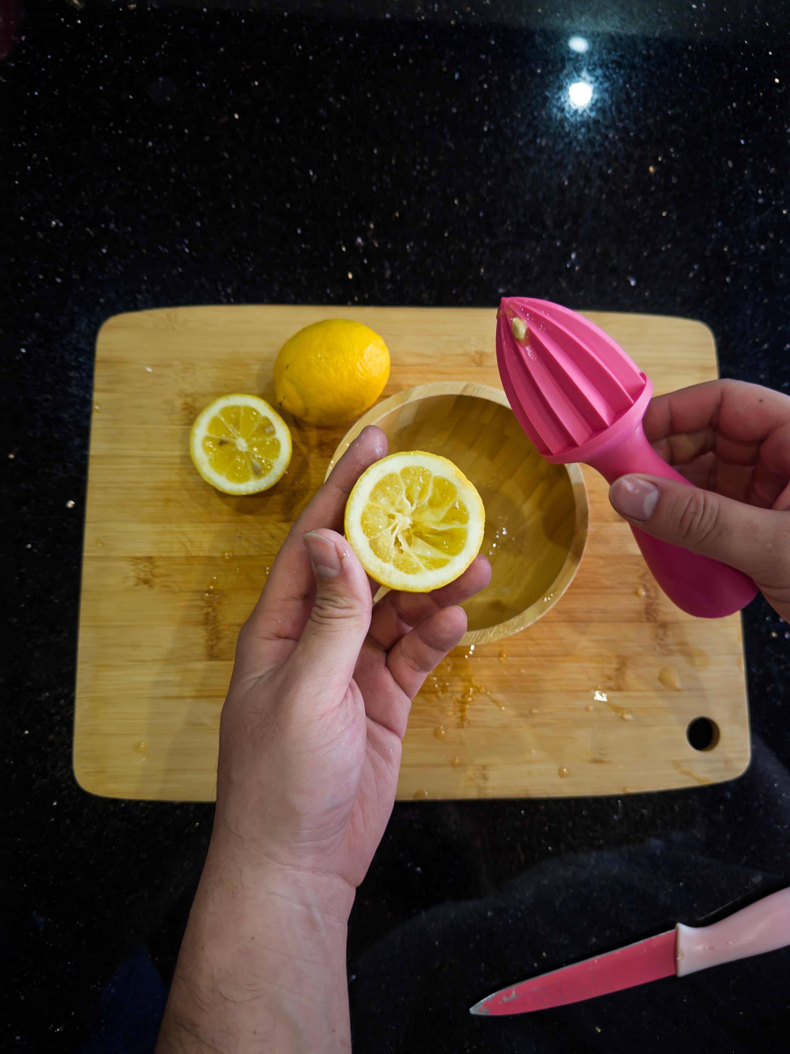 Pratik El Tipi Limon Sıkma Aparatı