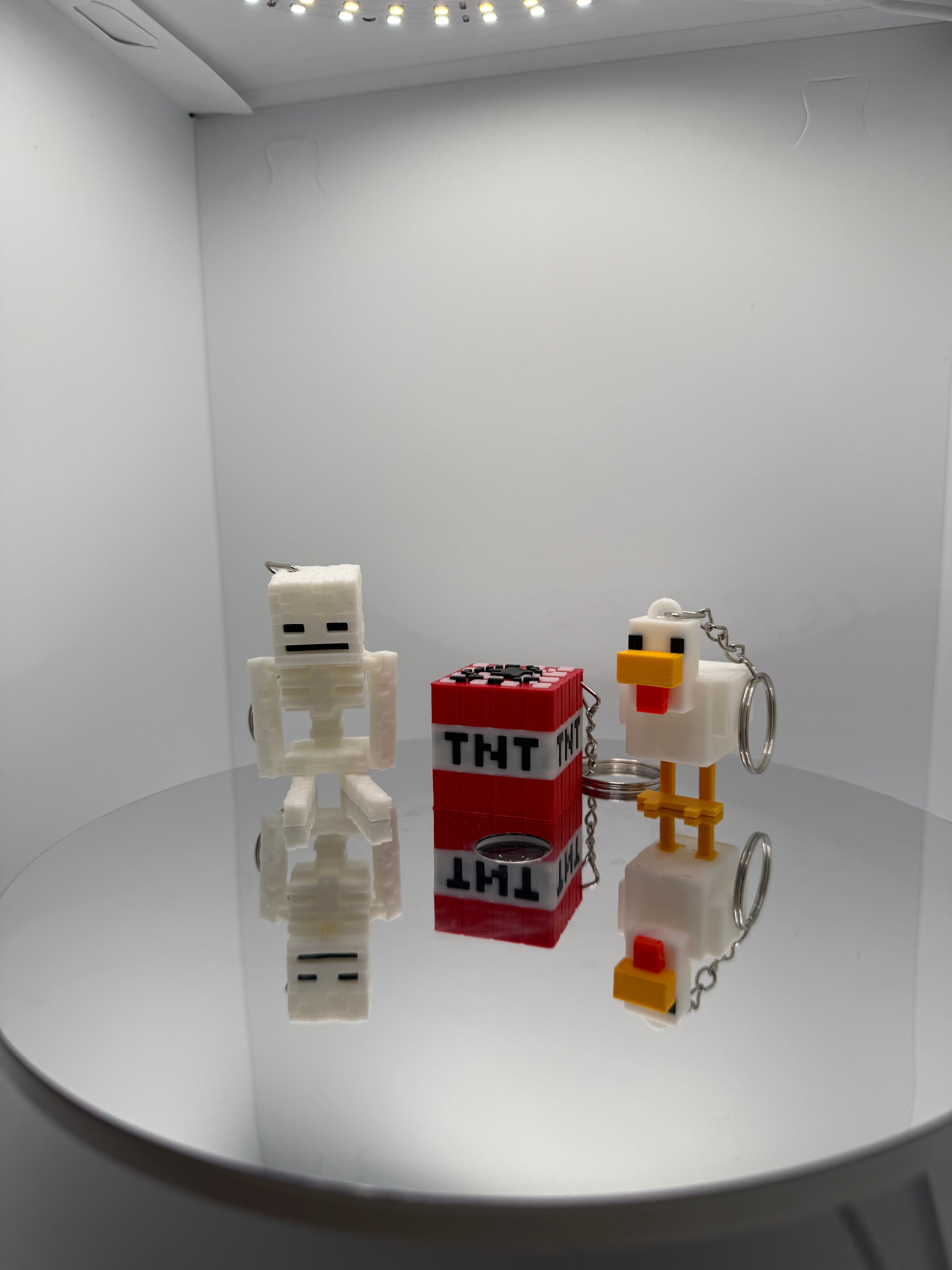 Minecraft Temalı 3’lü Anahtarlık Seti – İskelet TNT Tavuk Figür (Hediyeli)