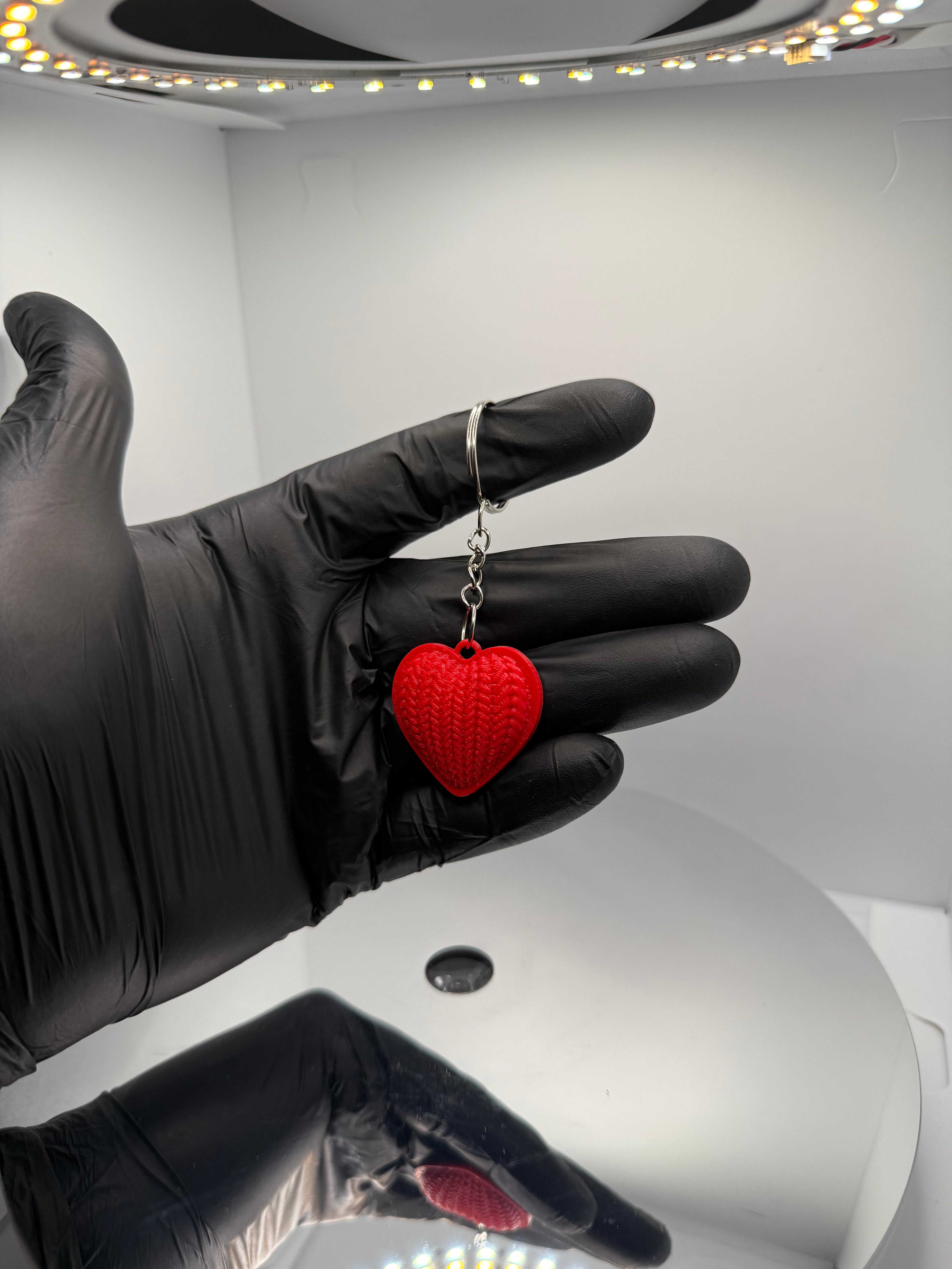 Kırmızı Örgü Kalp Figürlü Özel Tasarım Anahtarlık