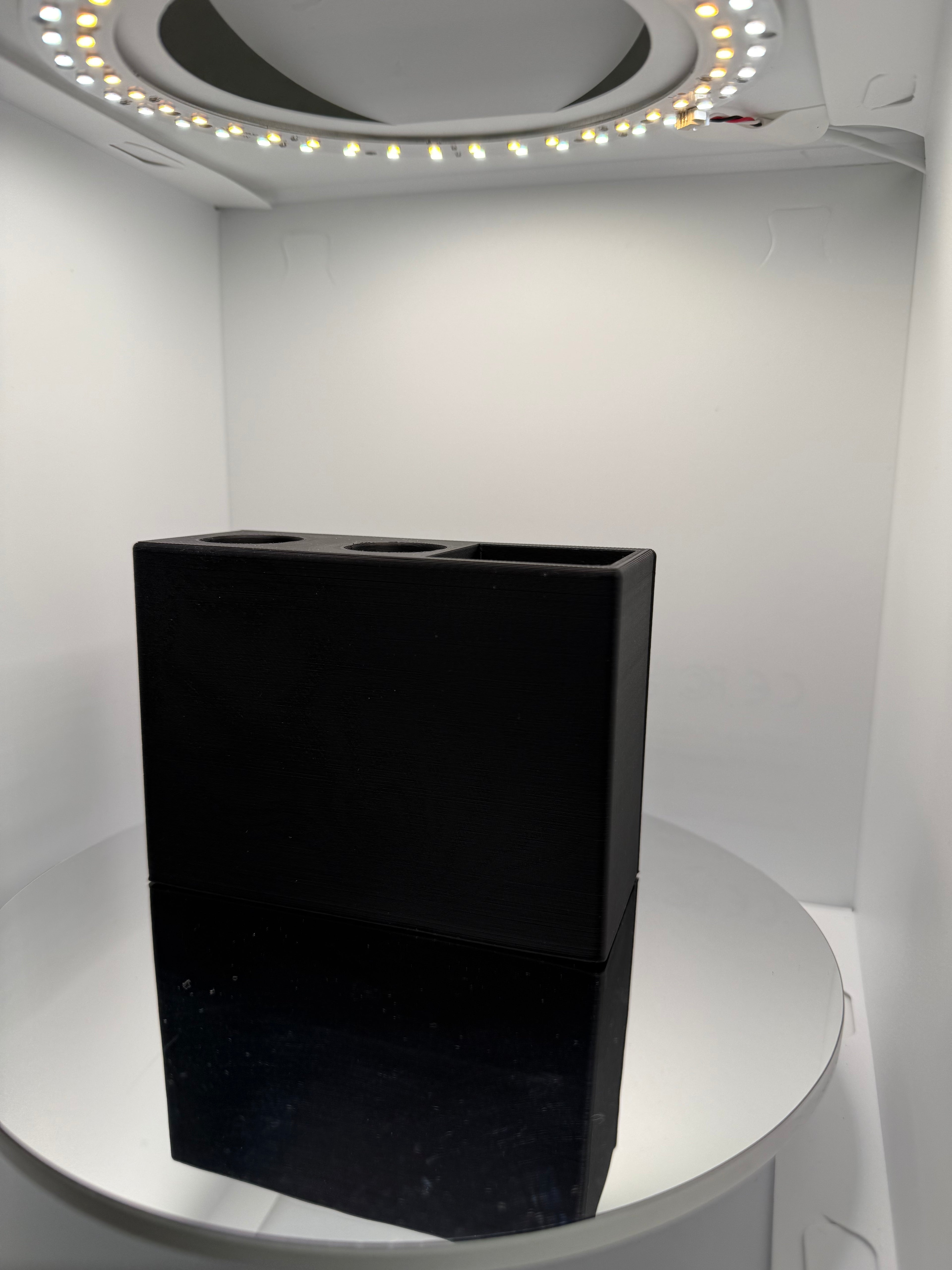 Modern Minimalist Diş Fırçalık ve Banyo Düzenleyici