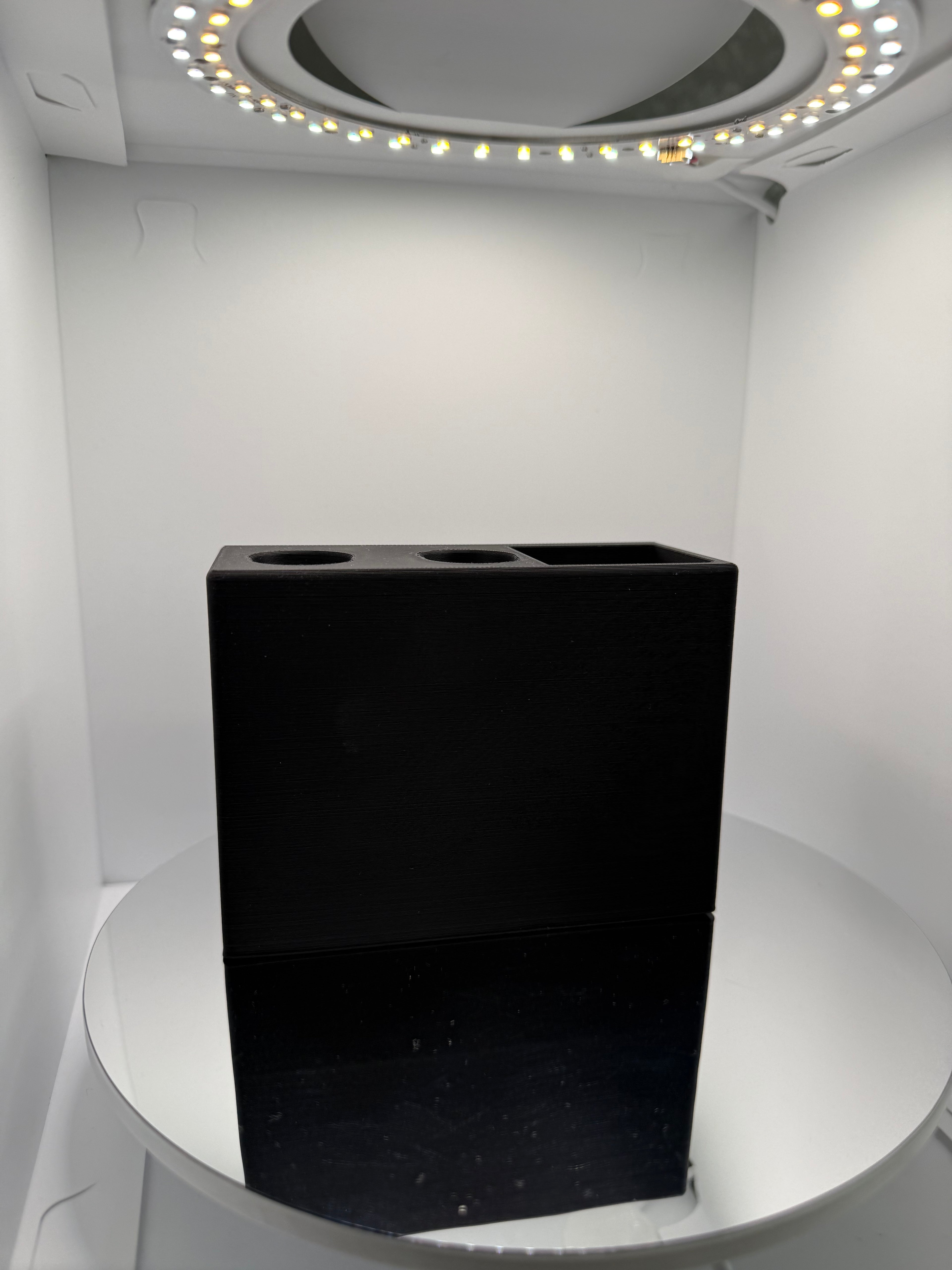 Modern Minimalist Diş Fırçalık ve Banyo Düzenleyici