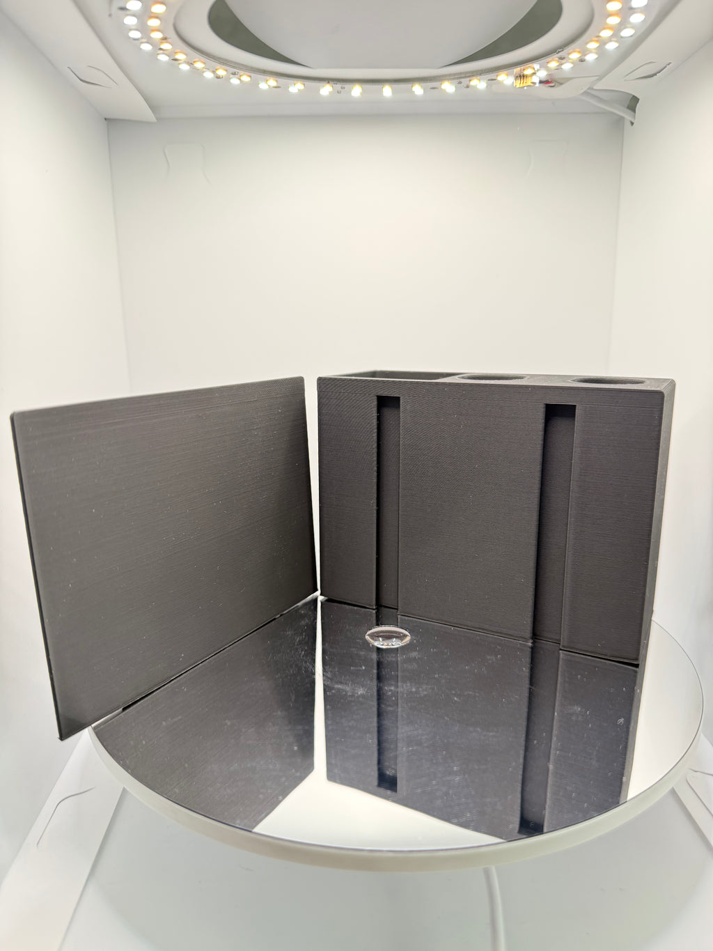 Modern Minimalist Diş Fırçalık ve Banyo Düzenleyici