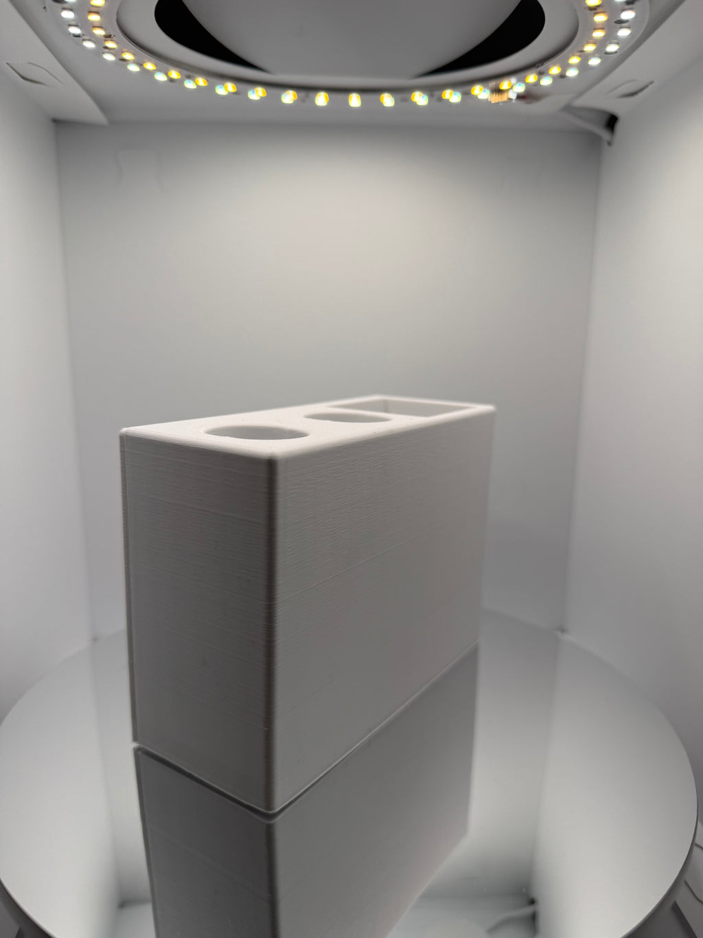 Modern Minimalist Diş Fırçalık ve Banyo Düzenleyici