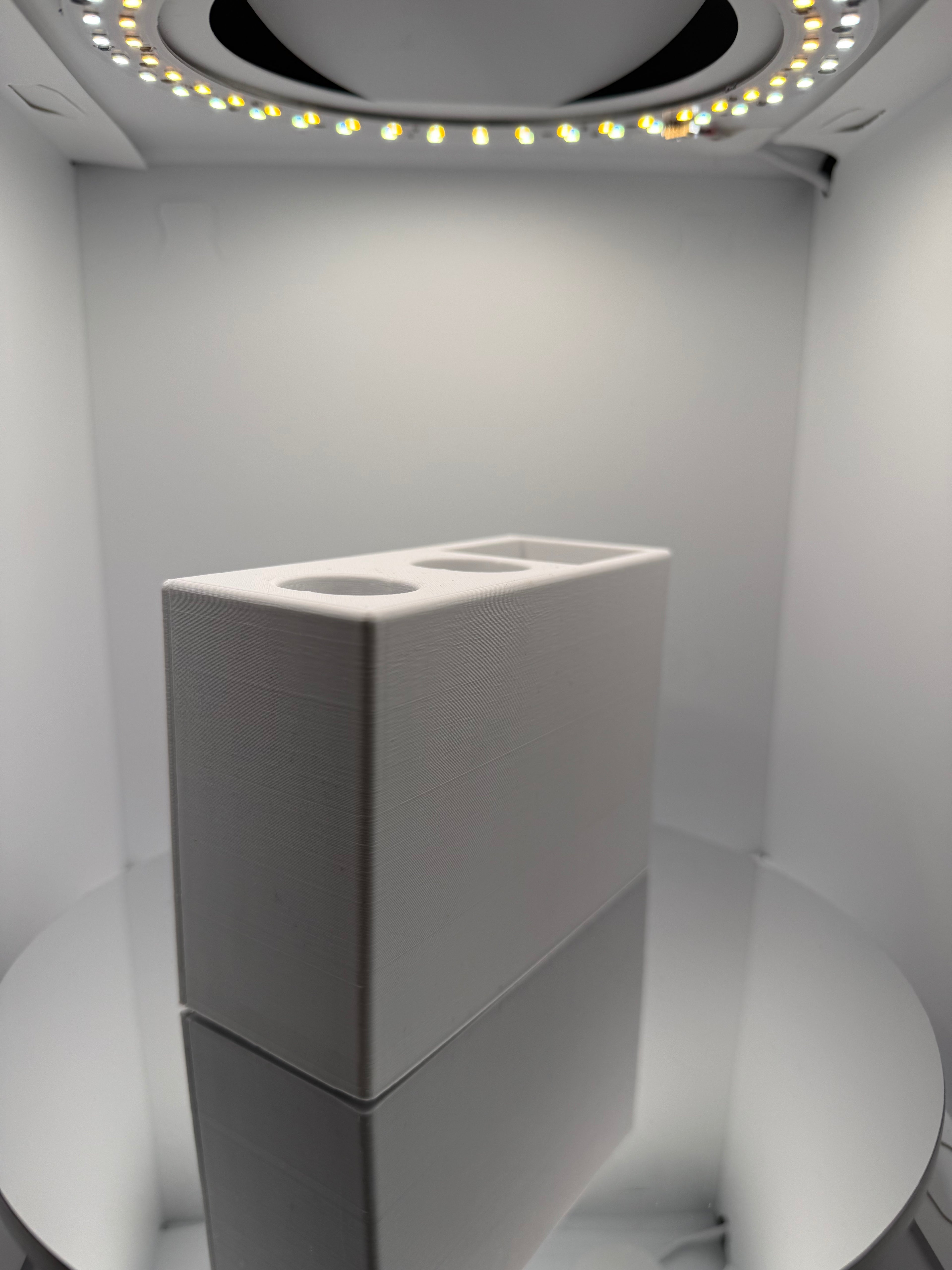 Modern Minimalist Diş Fırçalık ve Banyo Düzenleyici