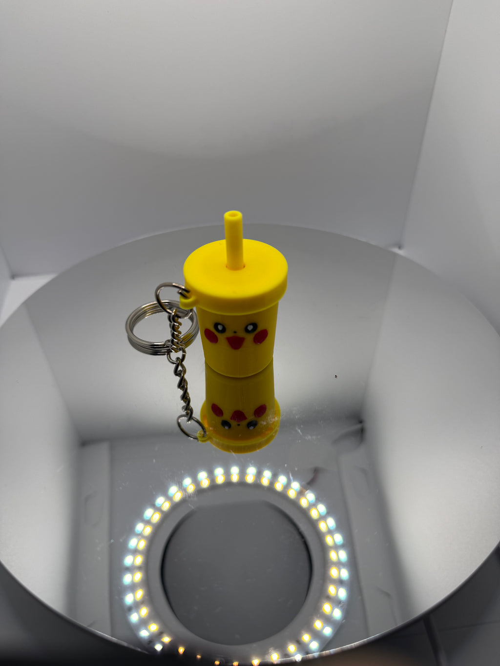 Hareketli Pipetli Pikachu İçecek Anahtarlık