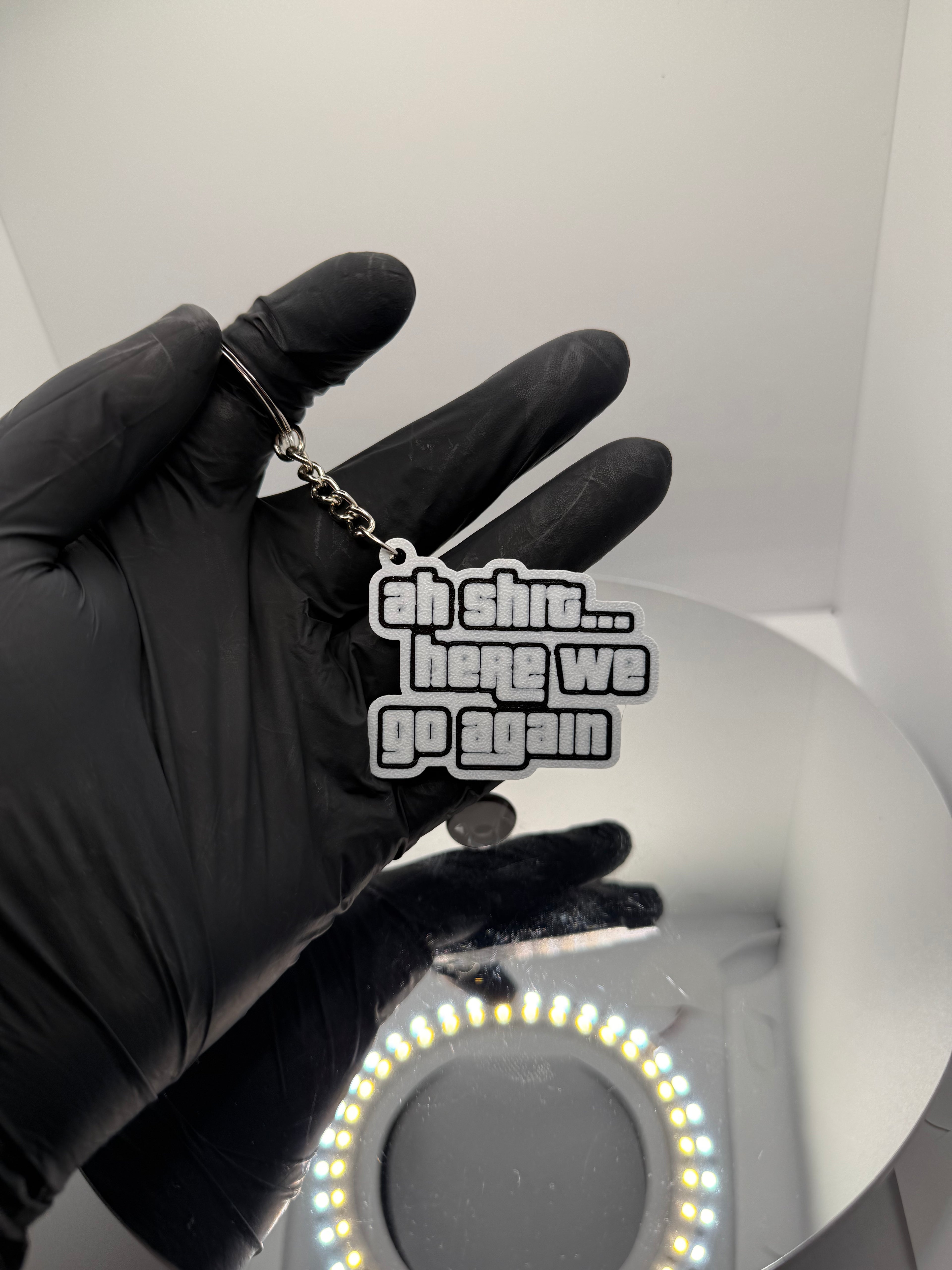 "Ah Shit, Here We Go Again" Yazılı GTA Temalı Tasarım Anahtarlık