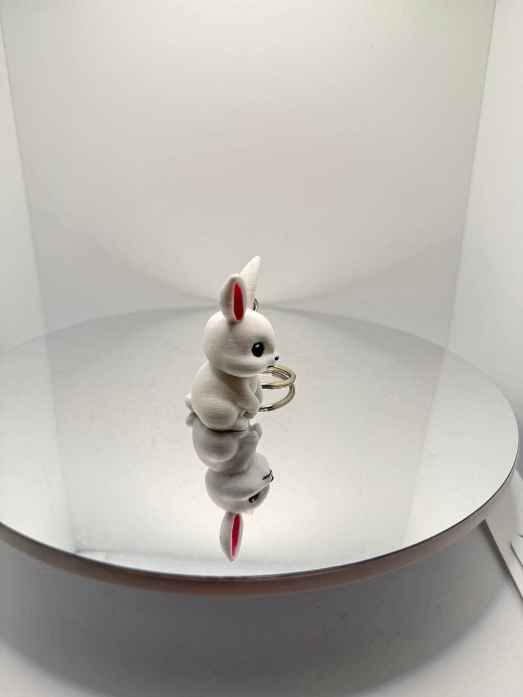 Sevimli Beyaz Tavşan Anahtarlık