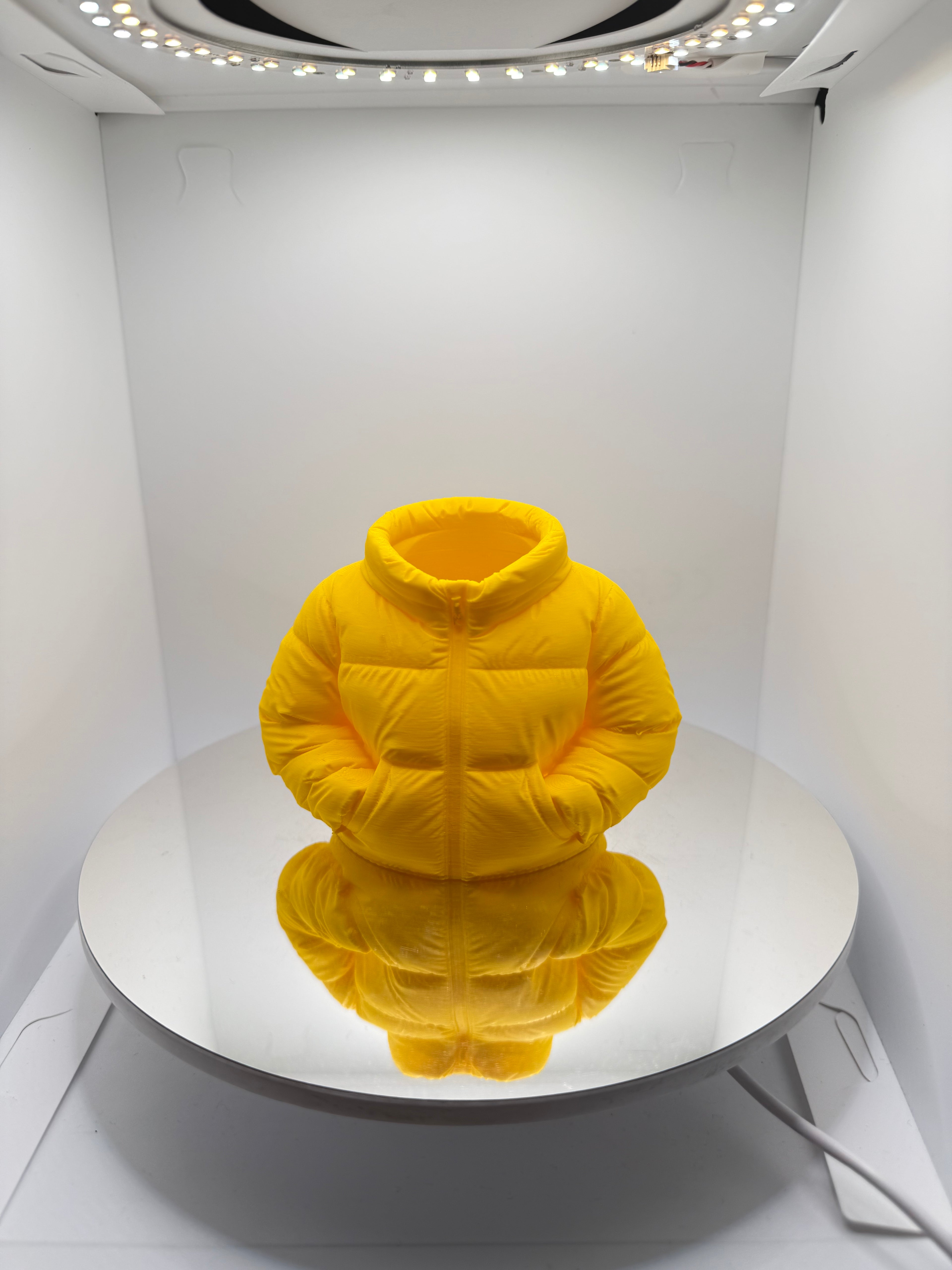 Dekoratif Şişme Mont Tasarımlı Kalemlik - Masaüstü düzenleyici