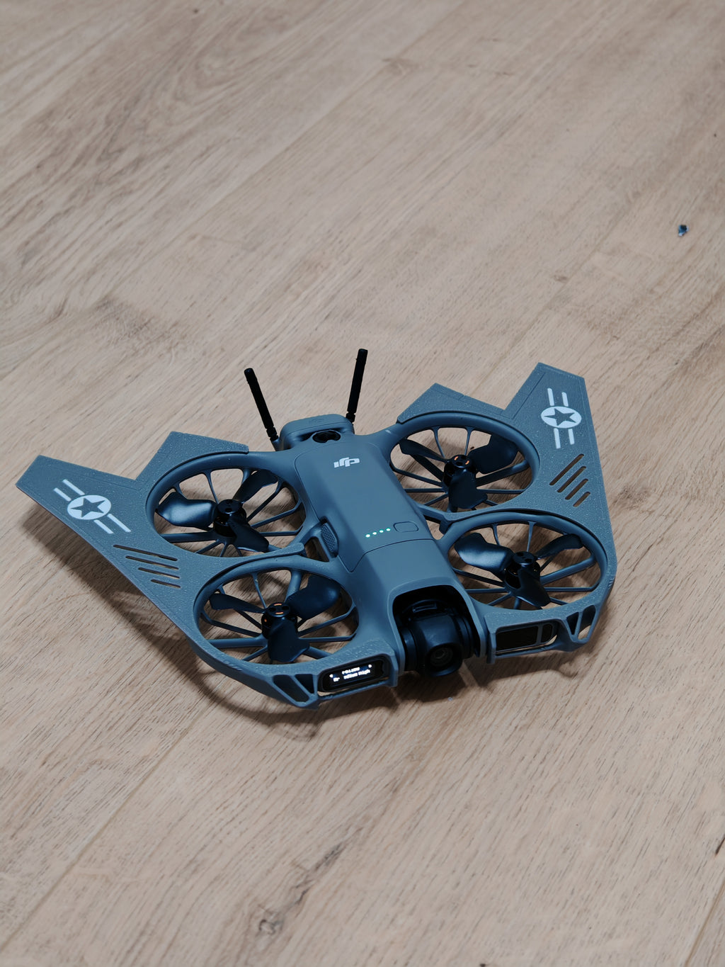 DJI Neo 2 Bomber Jet Wings - Jet Görünümlü Koruyucu Gövde Kiti (Hediyeli)