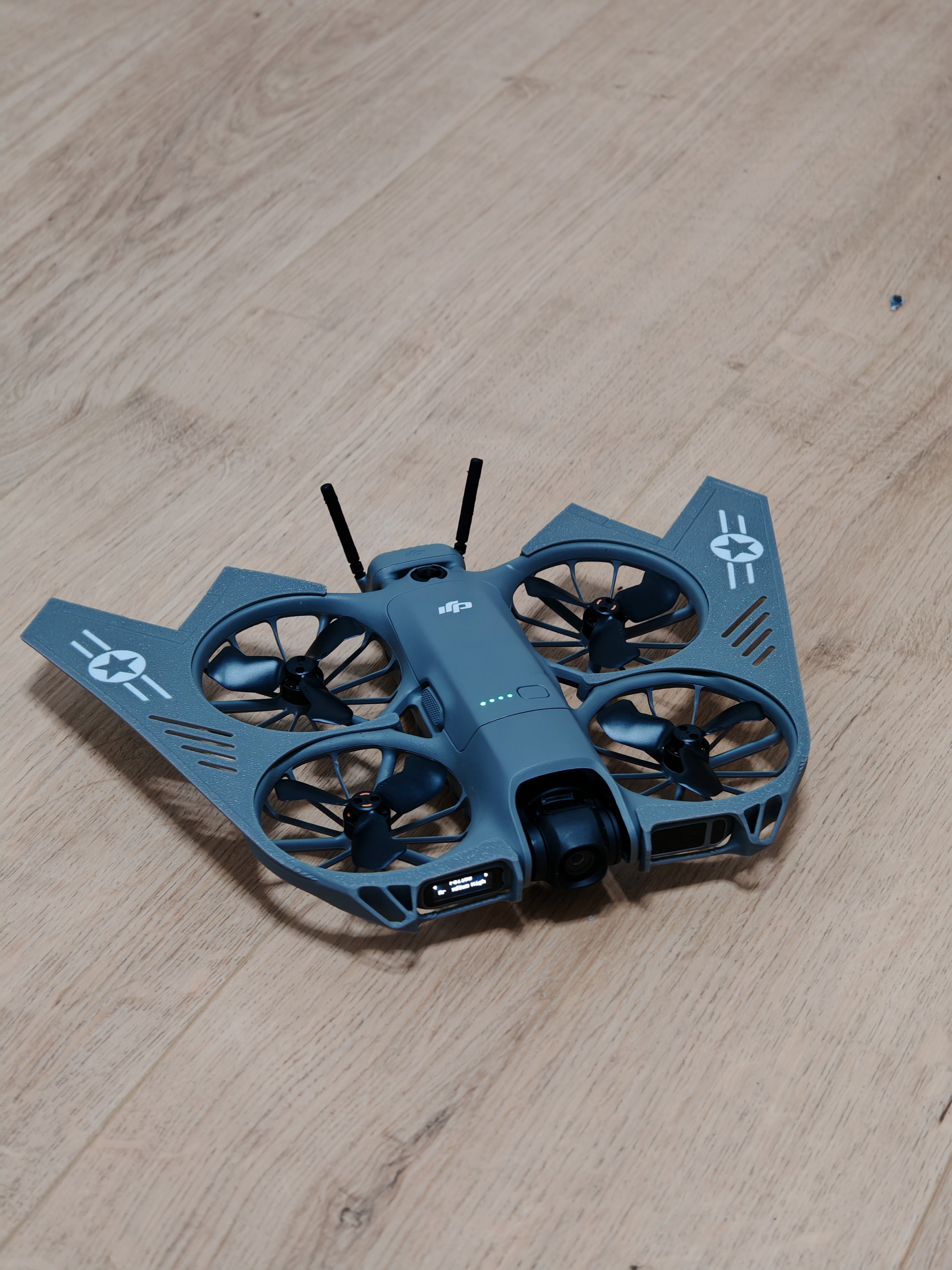 DJI Neo 2 Bomber Jet Wings - Jet Görünümlü Koruyucu Gövde Kiti (Hediyeli)