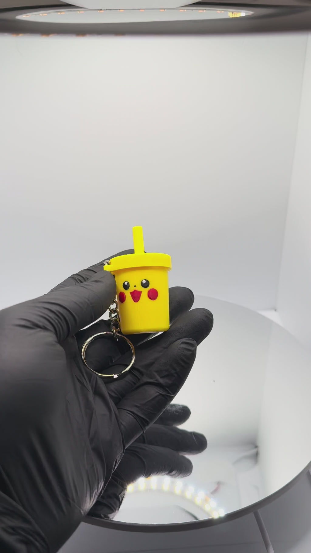 Hareketli Pipetli Pikachu İçecek Anahtarlık